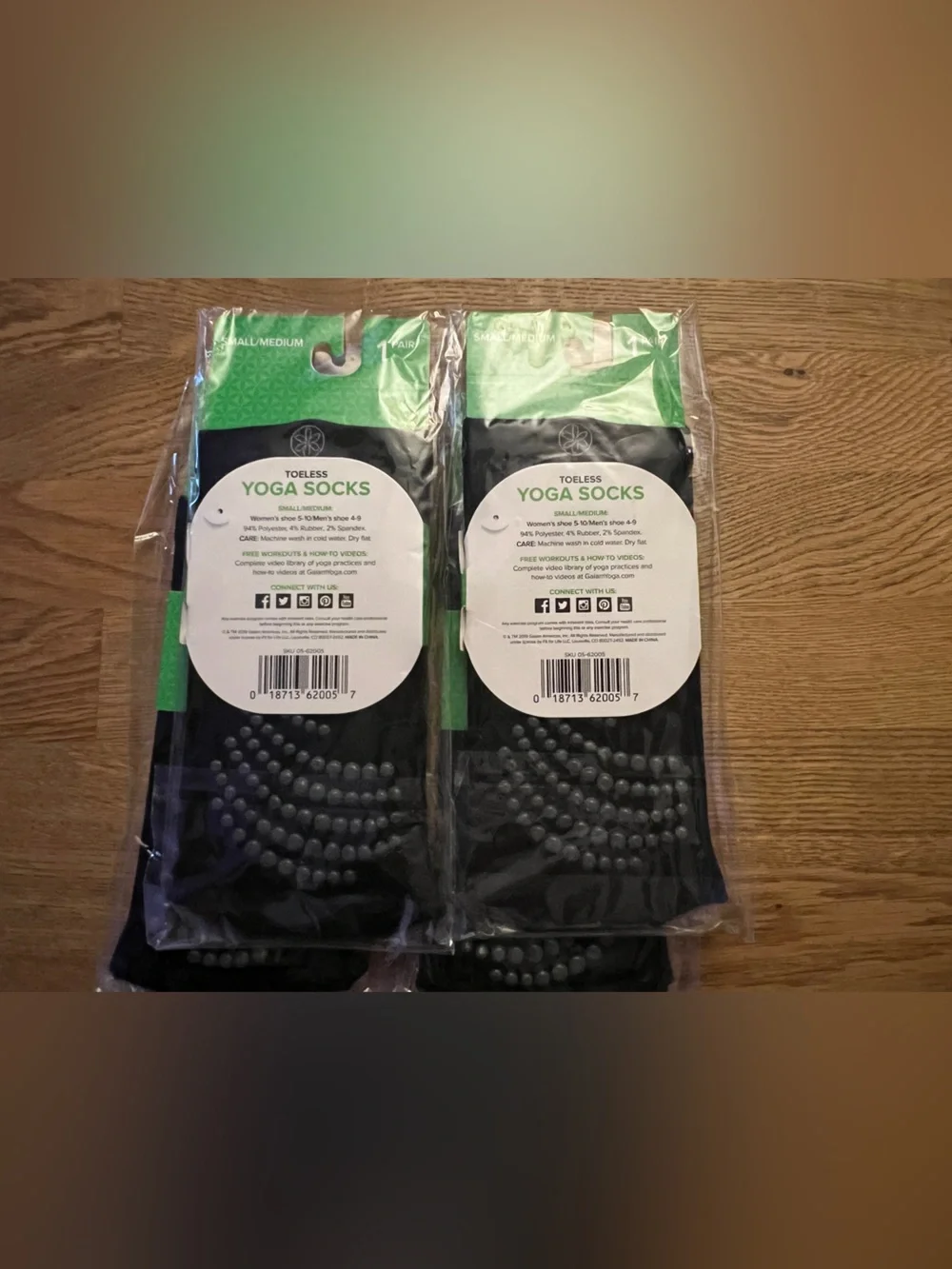 Pack Of 4 Gaiam Toeless Yoga Socks No Slip Black Size Small Medium One Pair Each